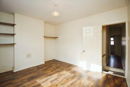 2 bedroom Terraced House for sale in Vaughan Street, Leicester, LE3