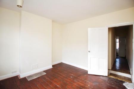 2 bedroom Terraced House for sale in Vaughan Street, Leicester, LE3