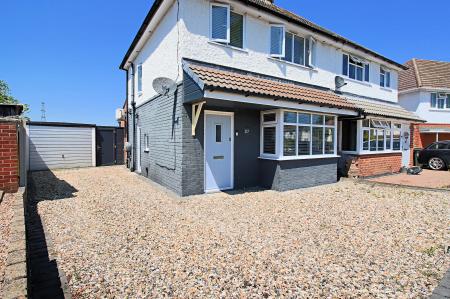 3 bedroom Semi-detached house for sale in Vicarage Close, Kirby Muxloe, LE9