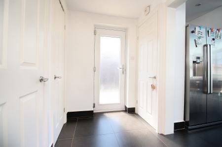 3 bedroom Semi-detached house for sale in Vicarage Close, Kirby Muxloe, LE9