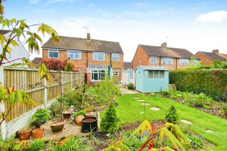3 bedroom Semi-detached house for sale in Wardens Walk, Leicester Forest East, LE3