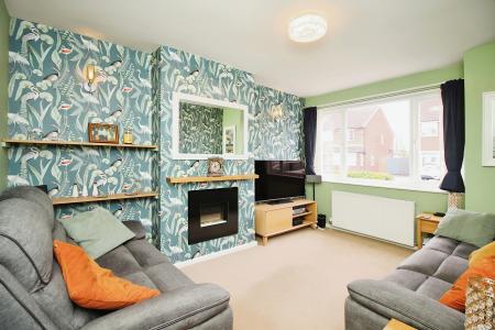 3 bedroom Semi-detached house for sale in Wardens Walk, Leicester Forest East, LE3