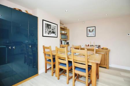 3 bedroom Semi-detached house for sale in Wardens Walk, Leicester Forest East, LE3