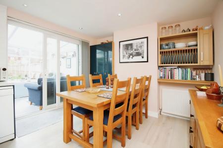 3 bedroom Semi-detached house for sale in Wardens Walk, Leicester Forest East, LE3