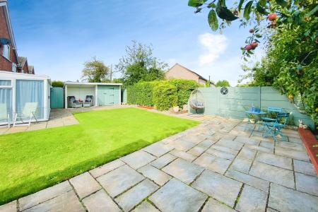 4 bedroom Detached house for sale in Wensleydale Close, Barwell, LE9