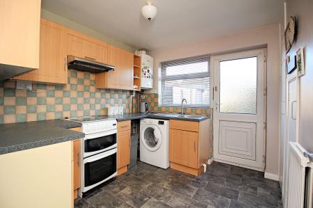 2 bedroom Ground floor maisonette for sale in Wessex Drive, Leicester, LE3