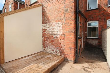 3 bedroom Terraced House for sale in Western Road, Off Narborough Road, Leicester