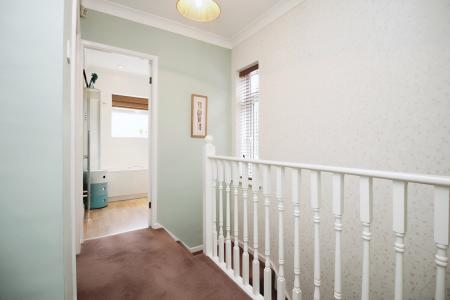 3 bedroom Semi-detached house for sale in Westover Road, Braunstone Town, LE3