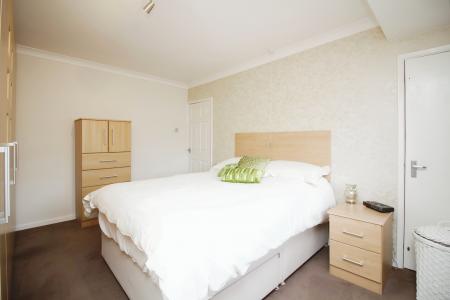 3 bedroom Semi-detached house for sale in Westover Road, Braunstone Town, LE3