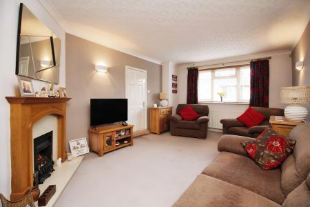 3 bedroom Semi-detached house for sale in Westover Road, Braunstone Town, LE3