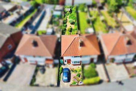 3 bedroom Semi-detached house for sale in Wilnicott Road, Braunstone Town, LE3