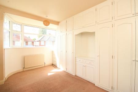 3 bedroom Semi-detached house for sale in Wilnicott Road, Braunstone Town, LE3