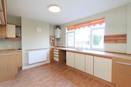 3 bedroom Semi-detached house for sale in Wilnicott Road, Braunstone Town, LE3