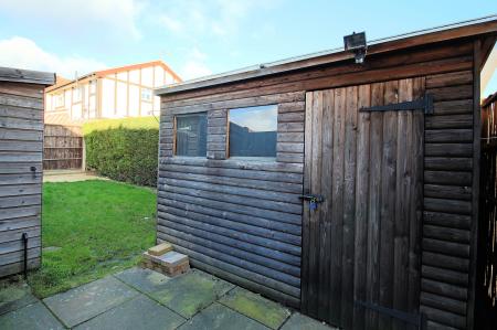 2 bedroom Town house for sale in Windsor Avenue, Groby, LE6