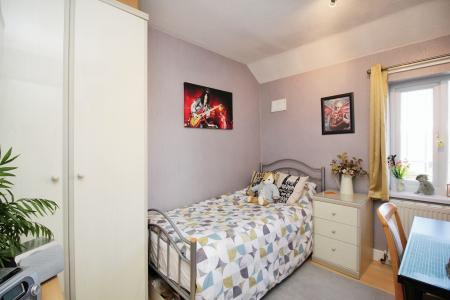 3 bedroom Terraced House for sale in Winforde Crescent, Braunstone, LE3