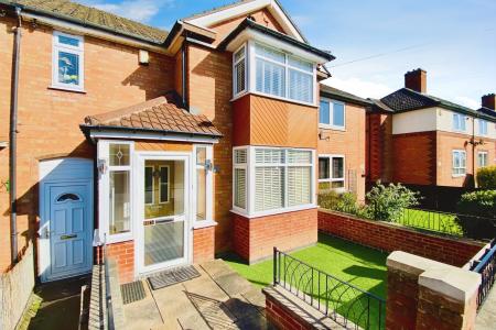 3 bedroom Terraced House for sale in Winforde Crescent, Braunstone, LE3