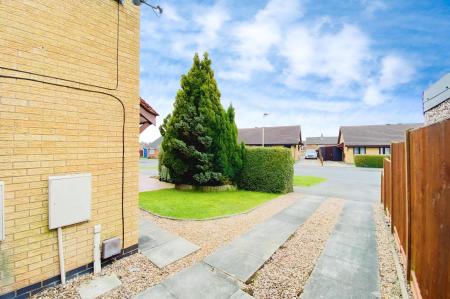 2 bedroom Semi-detached house for sale in Woodhouse Road, Narborough, LE19