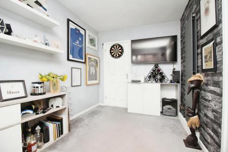 3 bedroom Semi-detached house for sale in Woodhouse Road, Narborough, LE19