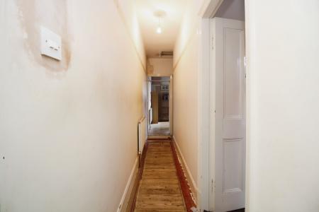 2 bedroom Terraced House for sale in Woodville Road, Leicester, LE3