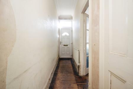 2 bedroom Terraced House for sale in Woodville Road, Leicester, LE3