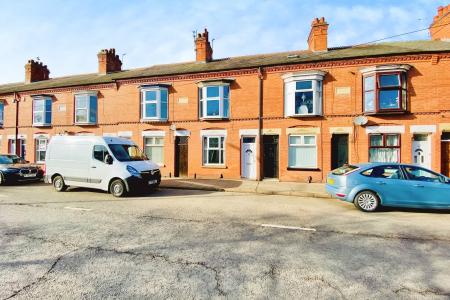 2 bedroom Terraced House for sale in Woodville Road, Leicester, LE3