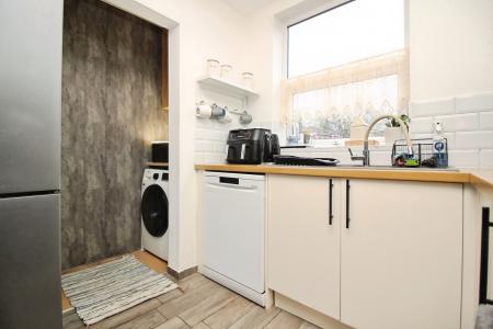 3 bedroom Semi-detached house for sale in Winstanley Drive, Braunstone, LE3