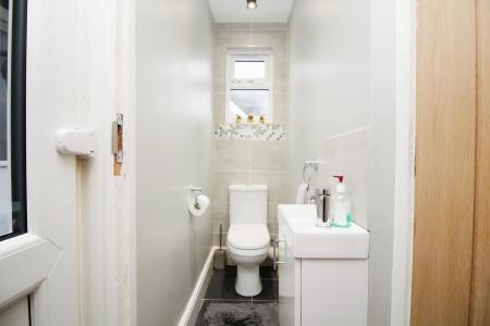 4 bedroom Detached house for sale in 4 Hilders Road, Western Park, LE3