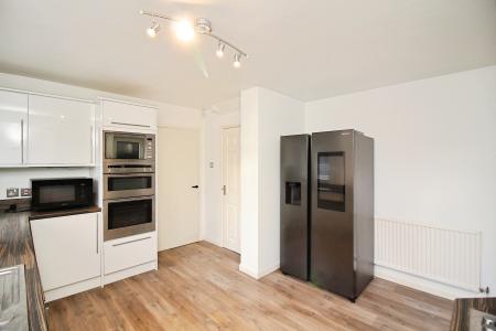 4 bedroom Detached house for sale in Marigold Way, Narborough, LE19