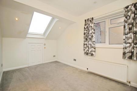 4 bedroom Detached house for sale in Marigold Way, Narborough, LE19