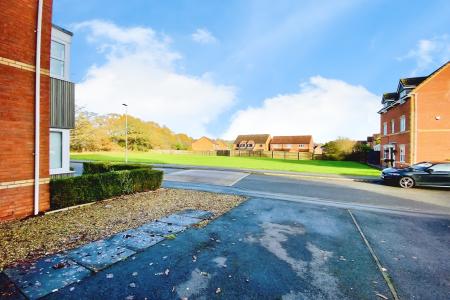 3 bedroom Semi-detached house for sale in Goodheart Way, Thorpe Astley, LE3