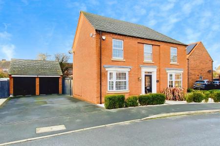 4 bedroom Detached house for sale in Forest House Lane, Leicester Forest East, LE3