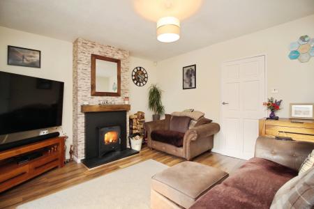 3 bedroom Semi-detached house for sale in Pindar Road, New Parks, Leicester, LE3