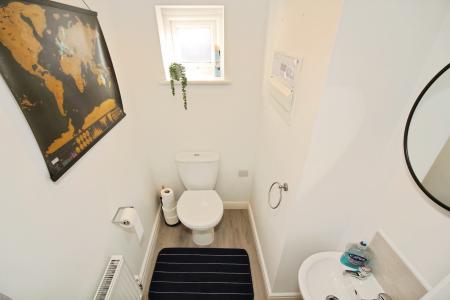 2 bedroom Semi-detached house for sale in Peers Way, Huncote, LE9