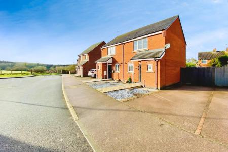 2 bedroom Semi-detached house for sale in Peers Way, Huncote, LE9