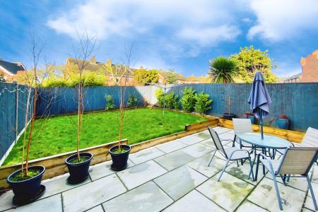 2 bedroom Semi-detached house for sale in Peers Way, Huncote, LE9