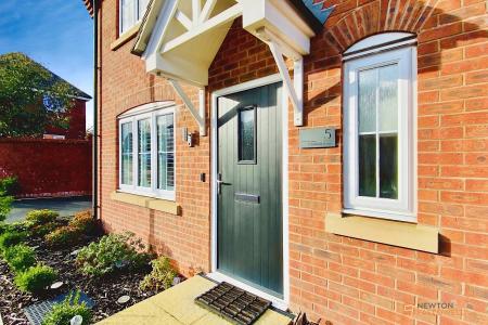 3 bedroom Detached house for sale in Cortanis Lane, Desford, LE9