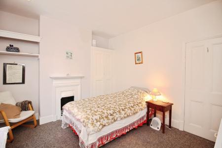 4 bedroom Semi-detached house for sale in Mellor Road, Western Park, Leicester, LE3