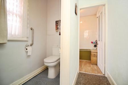 4 bedroom Semi-detached house for sale in Mellor Road, Western Park, Leicester, LE3