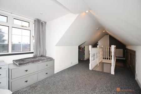 4 bedroom Semi-detached house for sale in Imperial Avenue, Braunstone, LE3