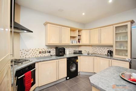 2 bedroom Flat for sale in Shilton Road, Barwell, LE9