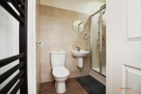 2 bedroom Flat for sale in Shilton Road, Barwell, LE9