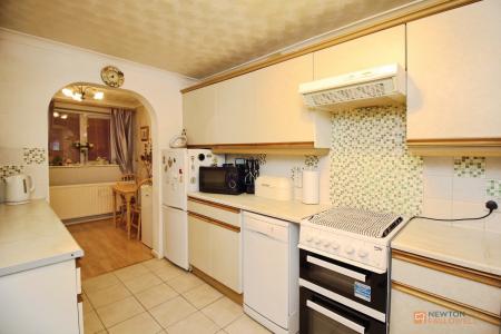 2 bedroom Terraced House for sale in Clifford Street, Leicester, LE3