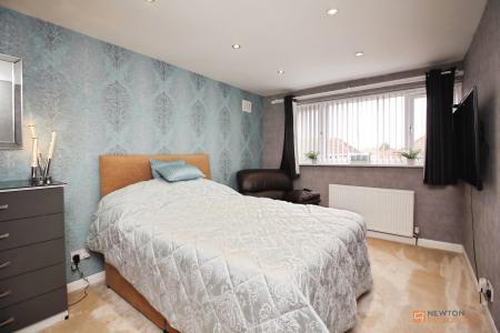 3 bedroom Detached house for sale in The Osiers, Braunstone Town, LE3