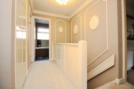 3 bedroom Detached house for sale in The Osiers, Braunstone Town, LE3