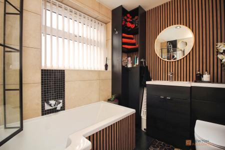 3 bedroom Detached house for sale in The Osiers, Braunstone Town, LE3