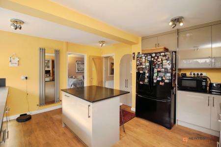 3 bedroom Detached house for sale in The Osiers, Braunstone Town, LE3