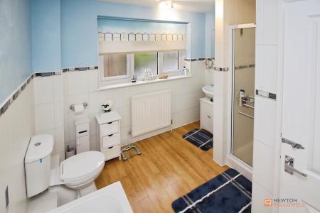 3 bedroom Detached house for sale in Equity Road East, Earl Shilton, LE9