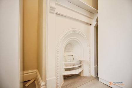 3 bedroom Terraced House for sale in Hinckley Road, Earl Shilton, LE9