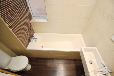 3 bedroom Terraced House for sale in Harrow Road, Off Fosse Road South, Leicester, LE3