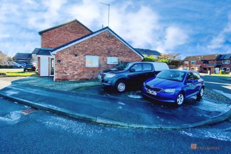 1 bedroom Terraced bungalow for sale in Laithwaite Close, Anstey Heights, LE4